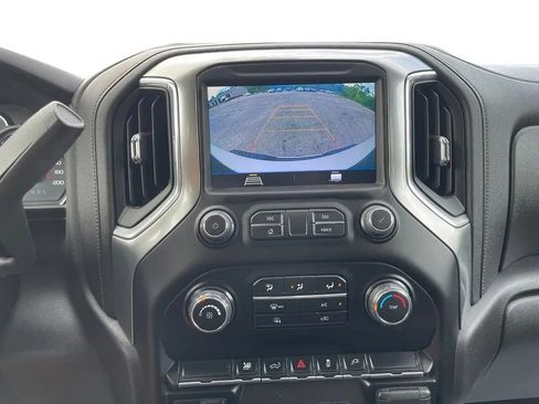 Used 2023 Chevrolet Silverado 2500 LT AWD/4WD image 27