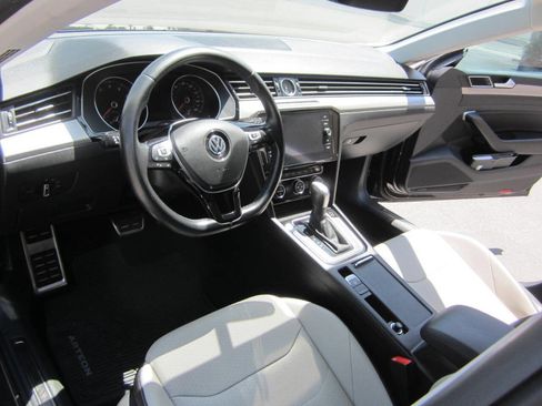 Used 2020 Volkswagen Arteon SE FWD image 27