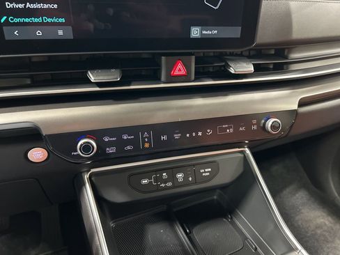 New 2026 Kia Carnival SX Prestige image 20