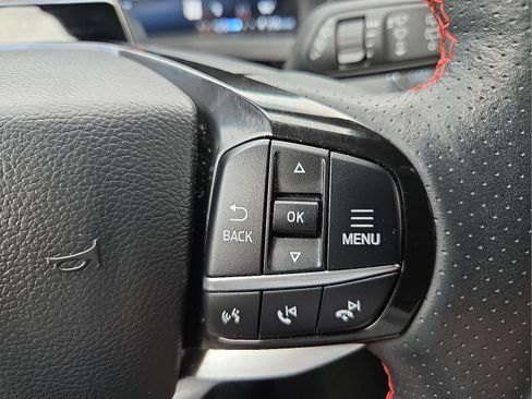Used 2025 Ford Explorer ST-Line w/ ST-Line Street Pack AWD/4WD image 18