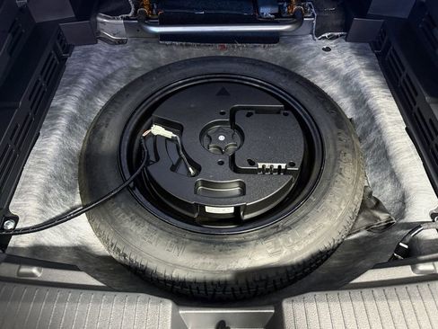 Certified 2023 Nissan Rogue SV image 37