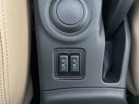 Used 2016 Mitsubishi Outlander SEL image 24