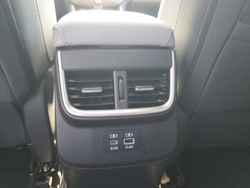 Certified 2025 Subaru Outback Premium AWD/4WD image 18