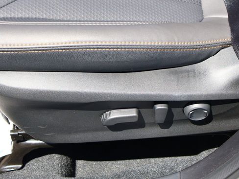 Used 2024 Subaru Forester Wilderness w/ Convenience Package image 21