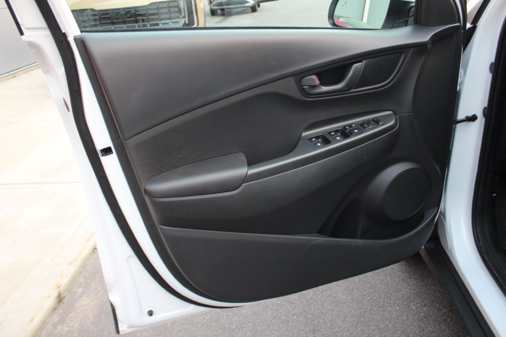 Used 2023 Hyundai Kona SEL w/ Cargo Package AWD/4WD image 20