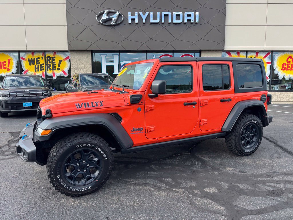 Used 2023 Jeep Wrangler Unlimited w/ Convenience Group AWD/4WD image 1