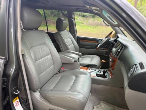 Used 2006 Lexus LX 470 4WD image 38