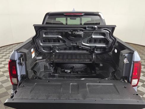 New 2026 Honda Ridgeline Black Edition image 9