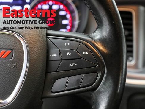 Used 2022 Dodge Charger SXT image 16