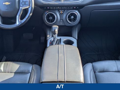 Used 2022 Chevrolet Blazer LT w/ Sound & Technology Package FWD image 21