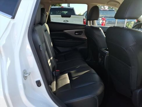 Used 2024 Nissan Murano SV AWD/4WD image 15