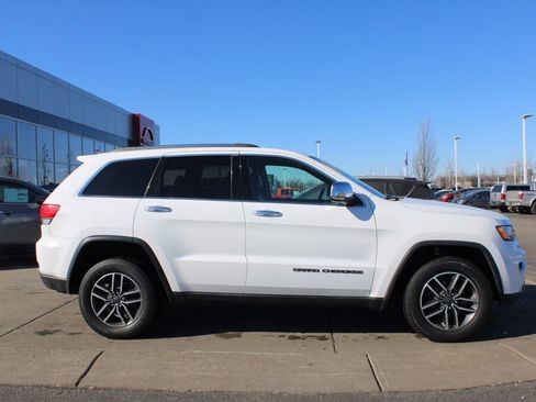 Used 2019 Jeep Grand Cherokee Limited image 6