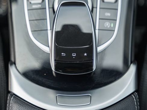 Used 2015 Mercedes-Benz C 300 4MATIC Sedan image 25