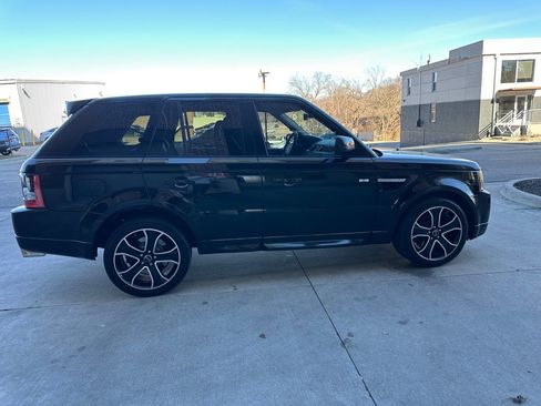 Used 2013 Land Rover Range Rover Sport HSE image 8