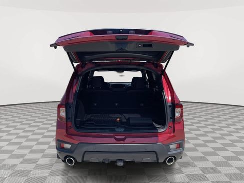 Used 2023 Honda Passport TrailSport image 16