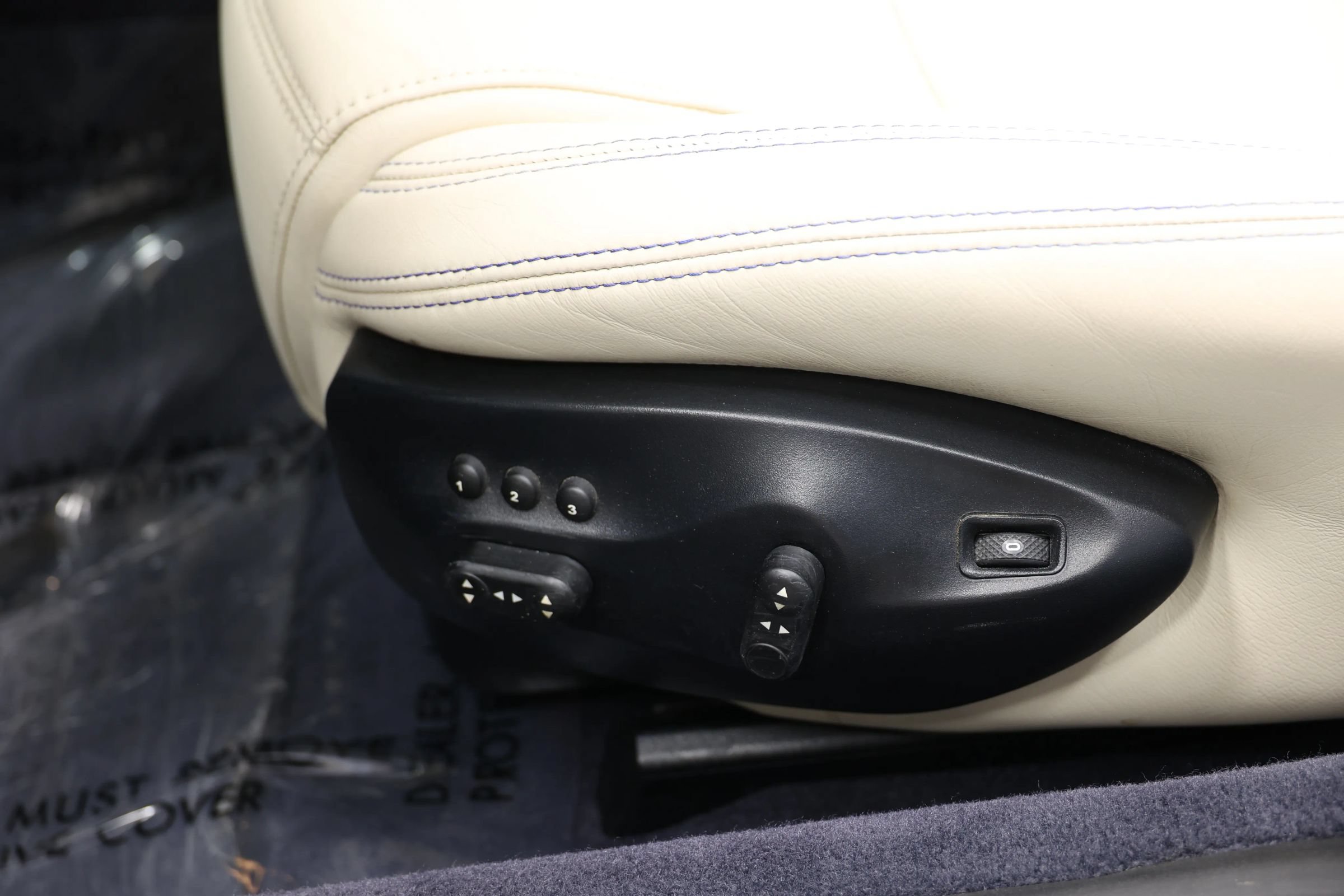 Used 2018 Maserati GranTurismo Sport RWD image 16