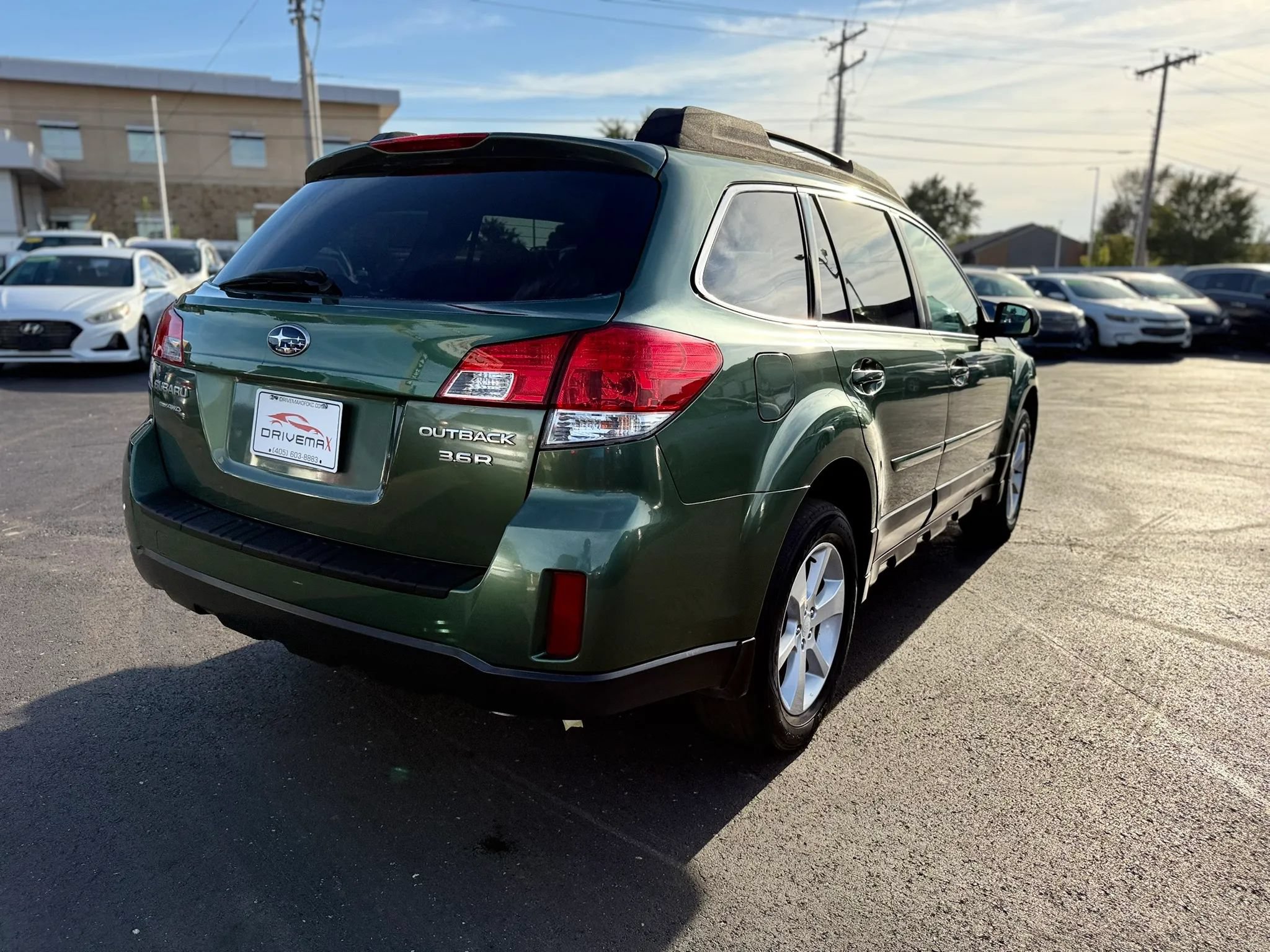 Used 2013 Subaru Outback 3.6R w/ Popular Pkg 1B AWD/4WD image 3