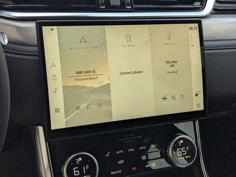 New 2024 Jaguar XF R-Dynamic SE image 11