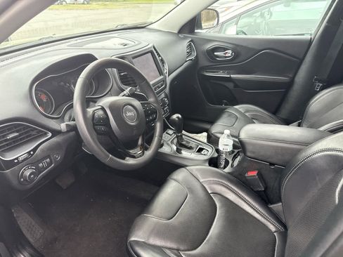 Used 2023 Jeep Cherokee Altitude Lux w/ Lux Elite Package image 6