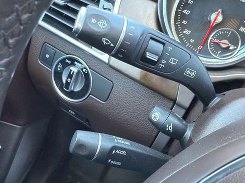 Used 2018 Mercedes-Benz GLE 350 4MATIC image 13