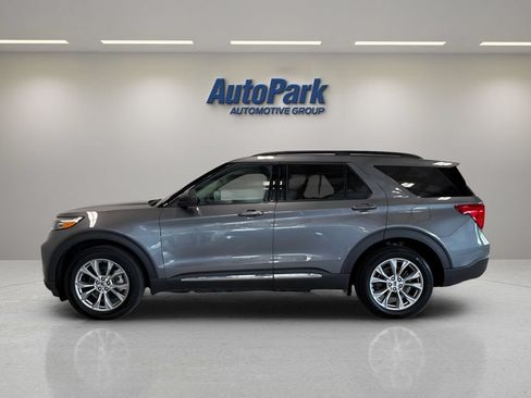 Certified 2023 Ford Explorer XLT w/ Equipment Group 202A AWD/4WD image 4