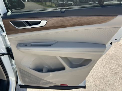 New 2026 Volkswagen Atlas SE FWD image 42