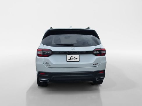Certified 2023 Honda Pilot Sport image 5