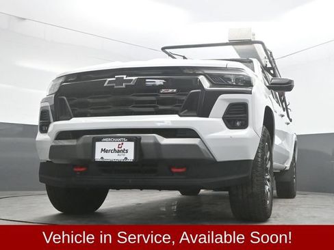 Used 2024 Chevrolet Colorado Z71 w/ Advanced Trailering Package AWD/4WD image 38