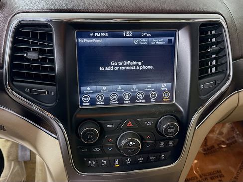 Used 2018 Jeep Grand Cherokee Overland image 18