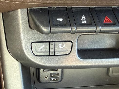 Used 2022 GMC Canyon Denali AWD/4WD image 22