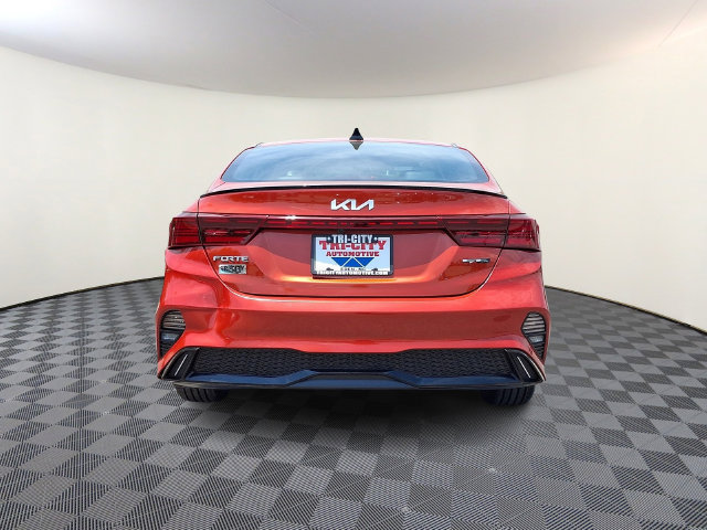Used 2023 Kia Forte GT-Line w/ GT-Line Premium Package FWD image 5