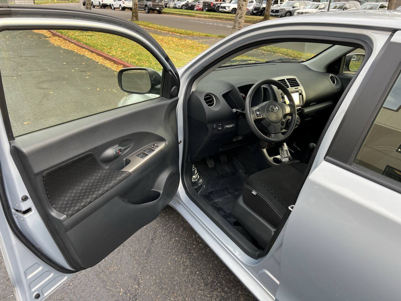 Used 2013 Scion xD 10 Series FWD image 7
