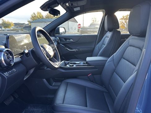 New 2026 Chevrolet Equinox LT w/ Convenience Package II image 5