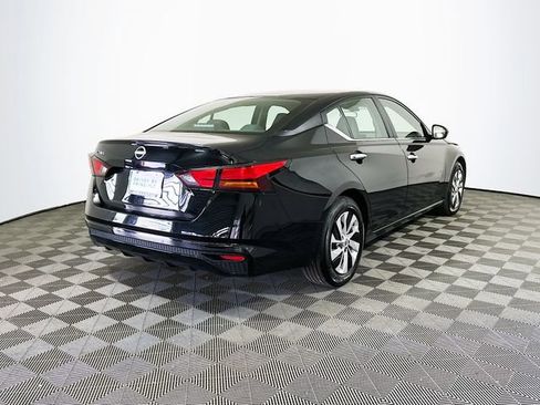 Used 2024 Nissan Altima 2.5 S image 8