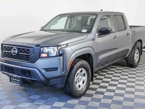 Used 2022 Nissan Frontier S w/ Technology Package image 3