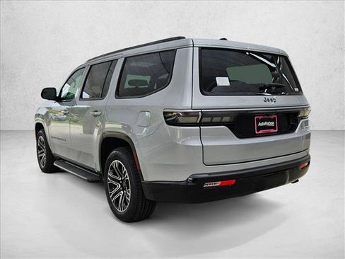 New 2026 Jeep Grand Wagoneer 2WD image 9