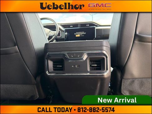 Used 2023 GMC Sierra 1500 Denali w/ Denali Reserve Package AWD/4WD image 7