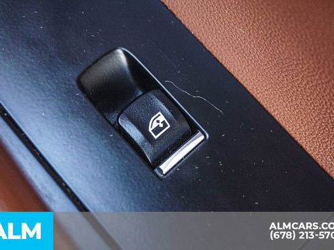 Used 2022 BMW X6 xDrive40i w/ M Sport Package image 59