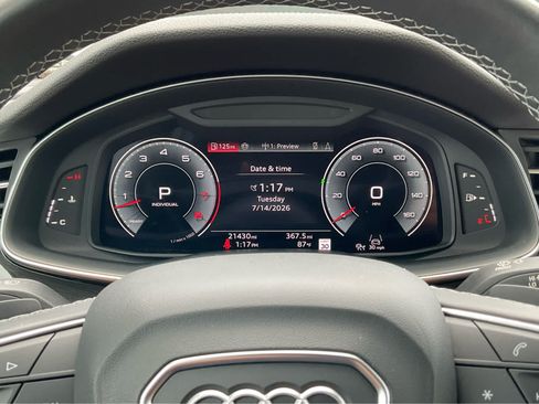 Used 2025 Audi Q8 Premium Plus AWD/4WD image 16