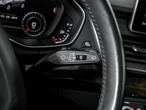 Used 2018 Audi Q5 2.0T Premium Plus w/ Premium Plus Package image 30