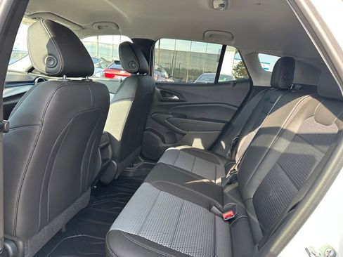 New 2026 Chevrolet Trax LT w/ Driver Confidence Package image 13