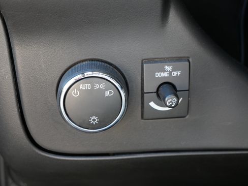 Used 2017 Chevrolet Express 2500 RWD image 26