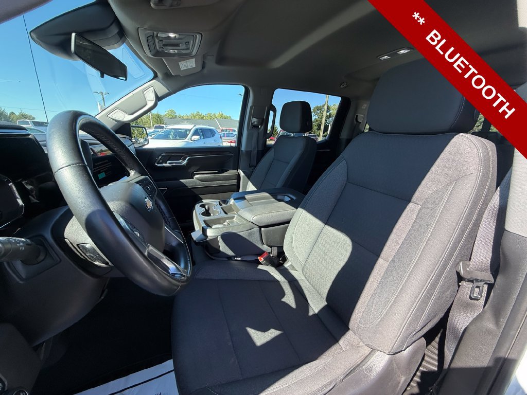Used 2023 Chevrolet Silverado 1500 LT w/ Safety Package AWD/4WD image 15