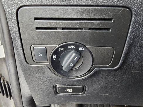 Used 2016 Mercedes-Benz Metris image 12