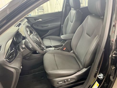 Used 2023 Buick Encore GX Select w/ Safety Package II AWD/4WD image 18