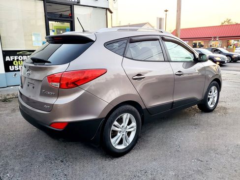 Used 2012 Hyundai Tucson GLS AWD/4WD image 7
