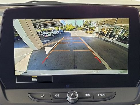 Used 2025 Chevrolet Blazer LT image 12