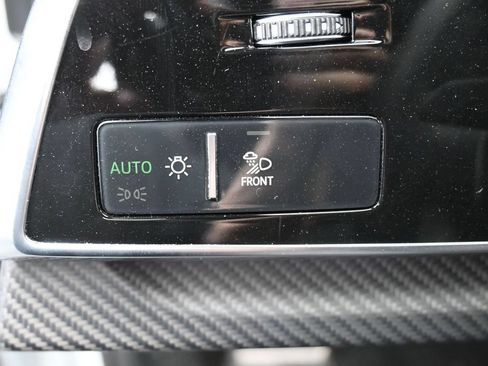 Used 2023 Audi RS Q8 AWD/4WD image 19