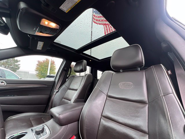 Used 2018 Jeep Grand Cherokee Overland AWD/4WD image 21