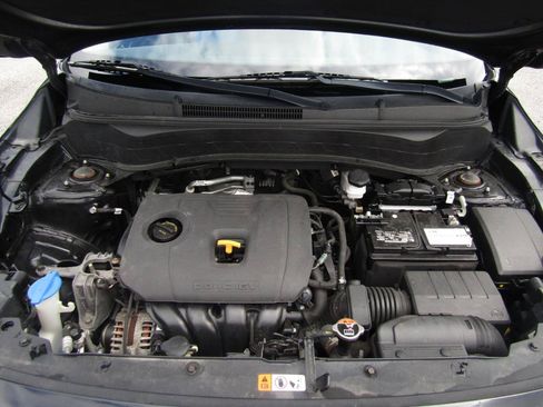 Used 2021 Kia Seltos S FWD image 25